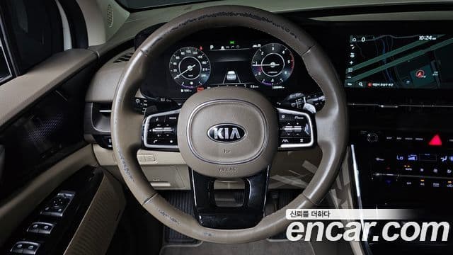 Kia Carnival 2021 — Şəkil 13/20