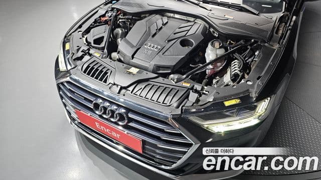 Audi A8 2021 — ფოტო 6/20