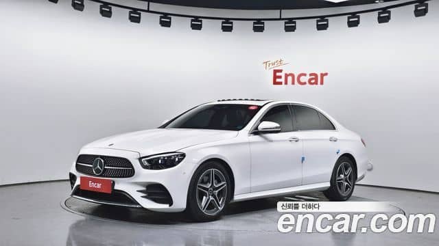 Mercedes-Benz E-Class, 2022