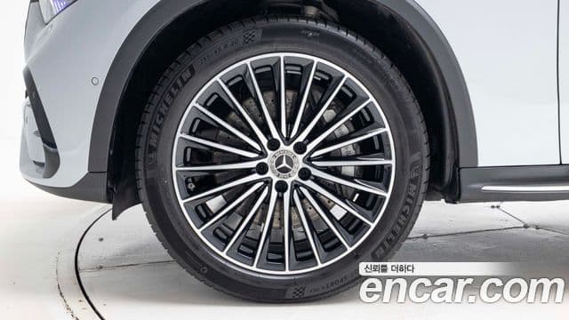 Mercedes-Benz GLC-Class 2025 — ფოტო 4/20