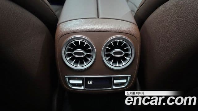 Mercedes-Benz CLS-Class 2021 — Photo 30/34