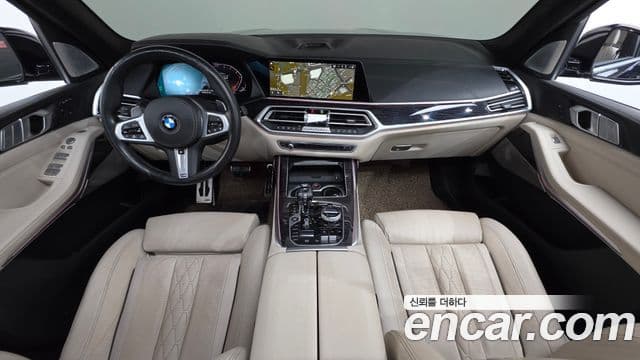 BMW X7 2021 — Фото 7/20