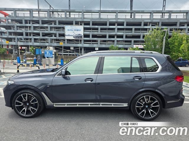 BMW X7 2020 — Şəkil 13/20