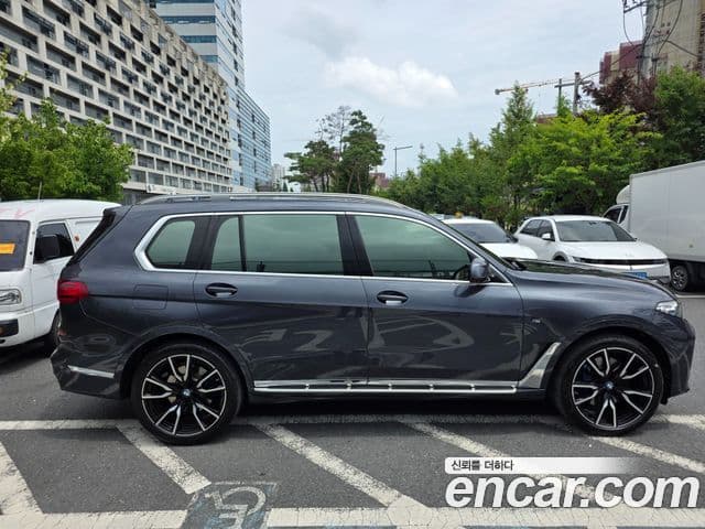 BMW X7 2020 — Şəkil 14/20