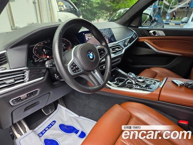 BMW X7 2020 — Şəkil 18/20