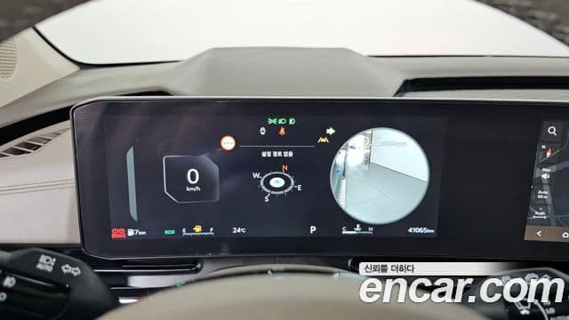 Kia Carnival 2024 — ფოტო 8/20