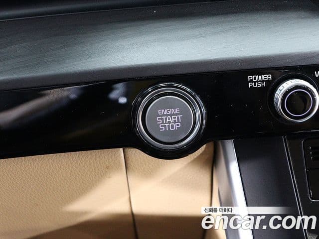 Kia Carnival 2020 — Фото 16/20