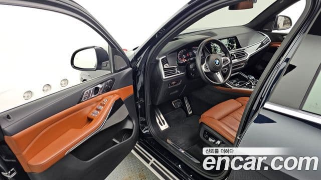 BMW X7 2022 — ფოტო 9/20