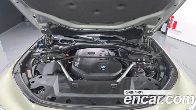 BMW 7 Series 2023 — Photo 10/36