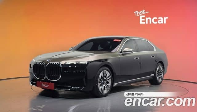 BMW 7 Series, 2023