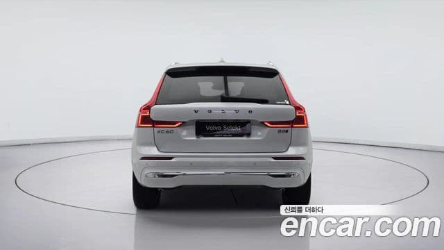 Volvo XC60 2023 — фото 4 из 20