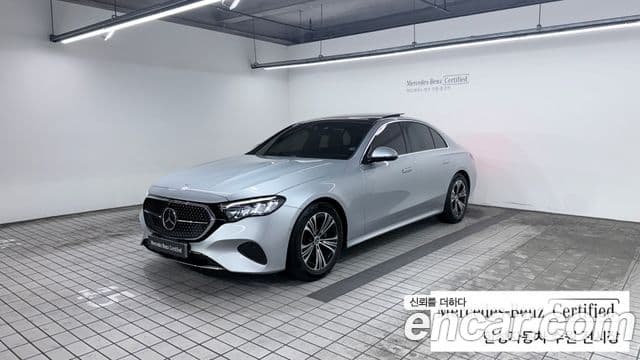 Mercedes-Benz E-Class 2024 — ფოტო 9/20
