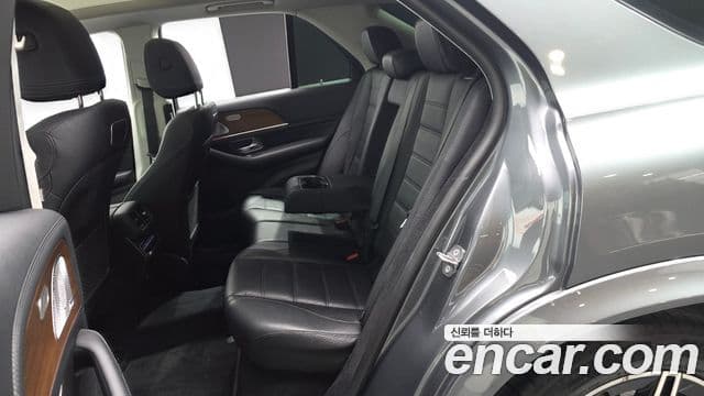 Mercedes-Benz GLE-Class 2020 — Şəkil 12/20