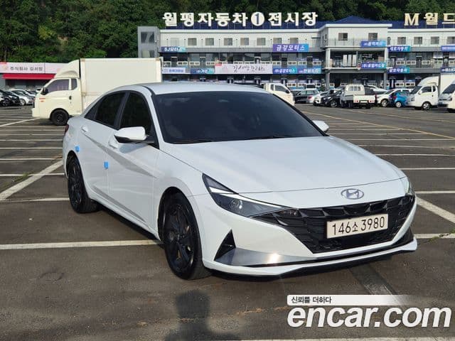 Hyundai Avante 2022 — Фото 1/20