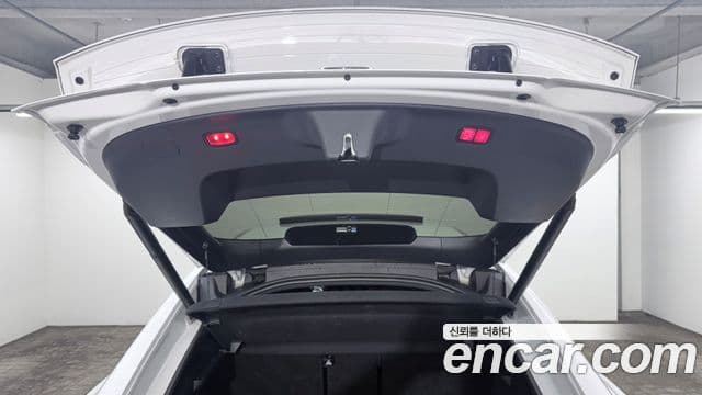 Mercedes-Benz AMG GT 2021 — Şəkil 18/20