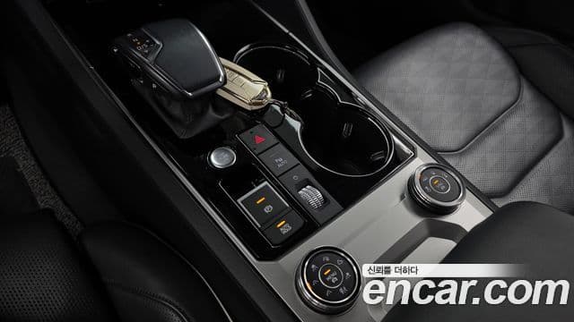Volkswagen Touareg 2021 — Şəkil 7/20