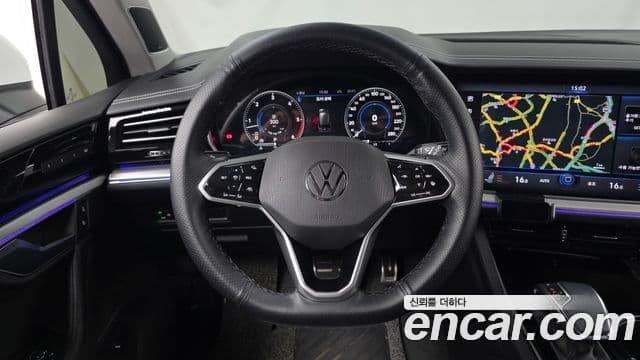 Volkswagen Touareg 2021 — Şəkil 13/20