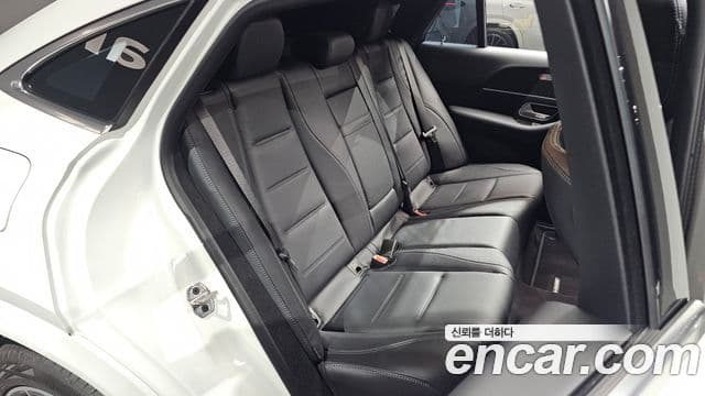 Mercedes-Benz GLE-Class 2025 — Şəkil 11/20