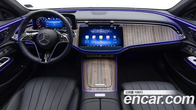 Mercedes-Benz E-Class 2025 — ფოტო 10/20