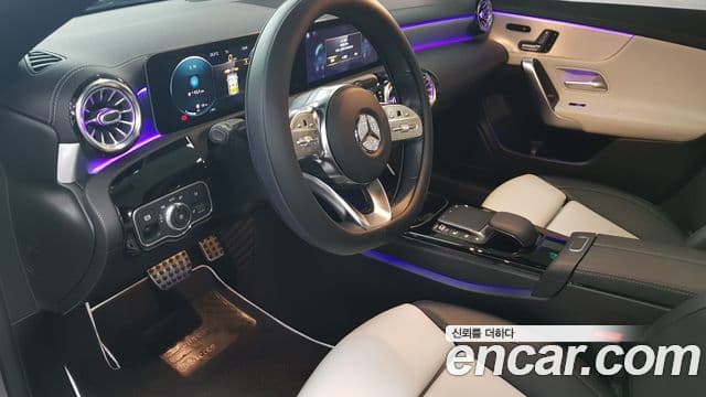 Mercedes-Benz CLA-Class 2020 — Şəkil 12/17