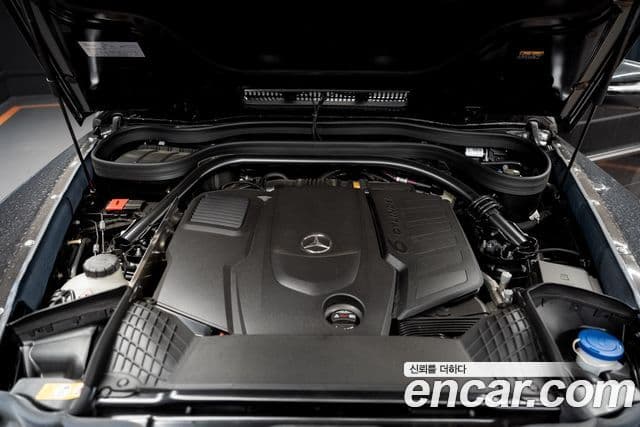 Mercedes-Benz G-Class 2026 — Photo 2/11