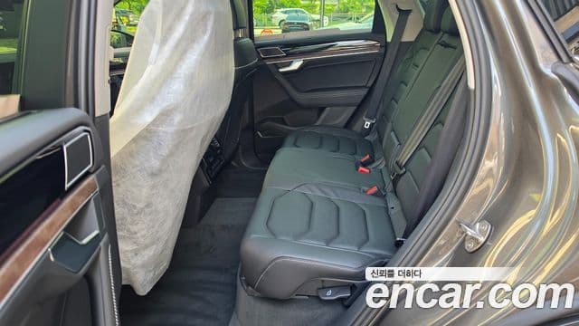 Volkswagen Touareg 2026 — Şəkil 8/16