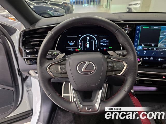 Lexus RX500h 2025 — Şəkil 14/16