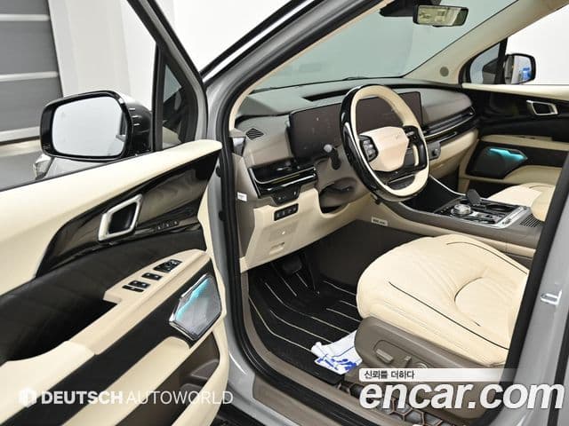 Kia Carnival 2024 — ფოტო 10/20