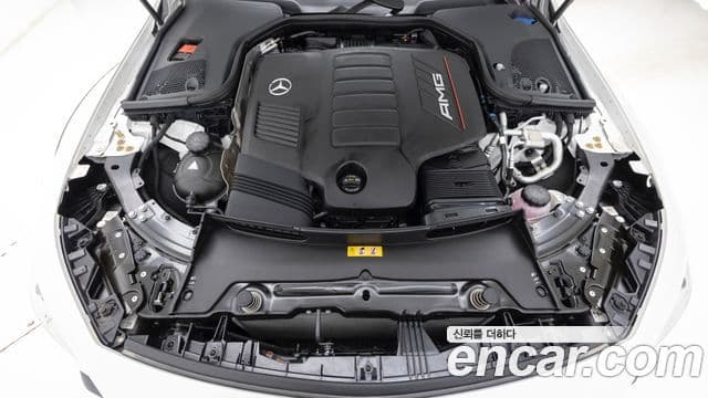 Mercedes-Benz AMG GT 2025 — Photo 3/20