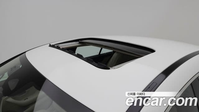 Mercedes-Benz AMG GT 2025 — Photo 4/20