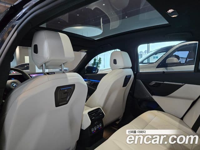 BMW i5 2025 — ფოტო 10/20