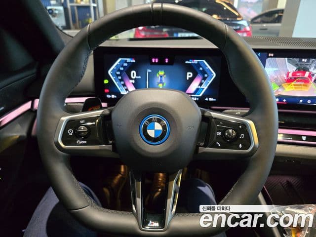 BMW i5 2025 — ფოტო 18/20