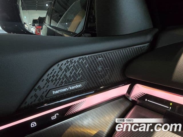 BMW i5 2025 — ფოტო 8/20