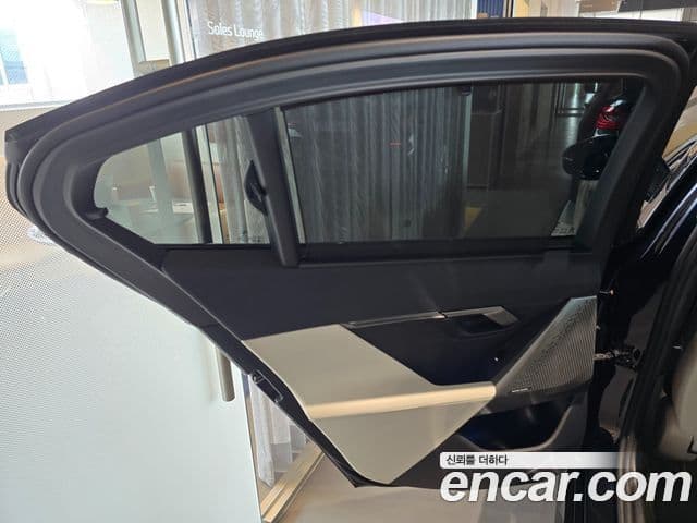 BMW i5 2025 — ფოტო 9/20