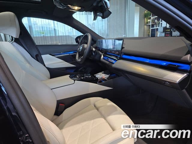BMW i5 2025 — ფოტო 13/20