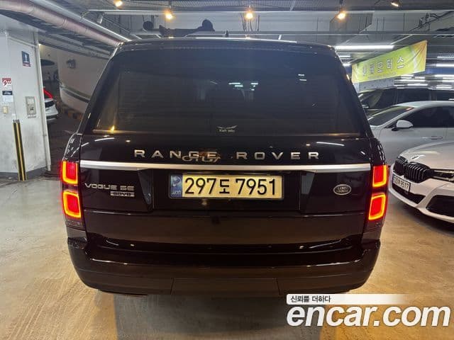 Land Rover Range Rover 2020 — Photo 9/19