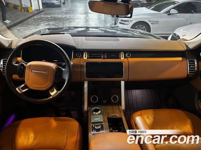 Land Rover Range Rover 2020 — Photo 13/19