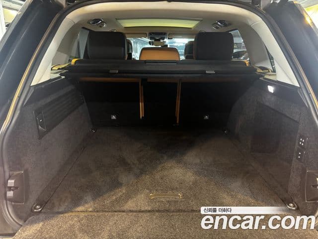 Land Rover Range Rover 2020 — Photo 8/19