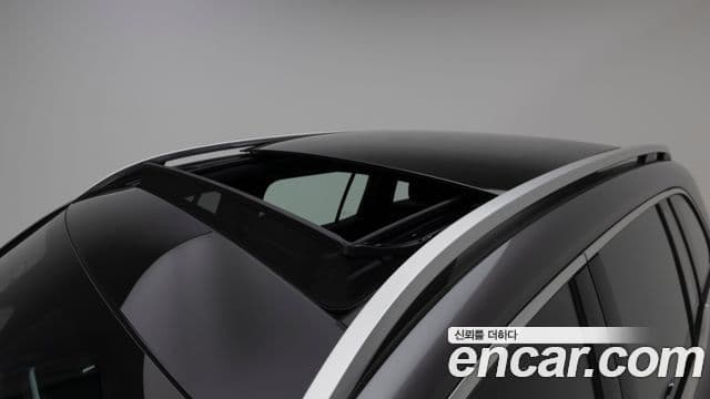 Mercedes-Benz EQB 2025 — ფოტო 1/20