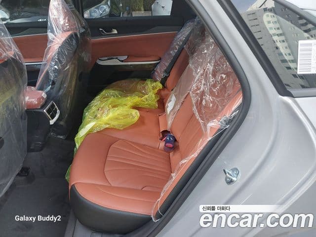Kia K5 2026 — ფოტო 16/19