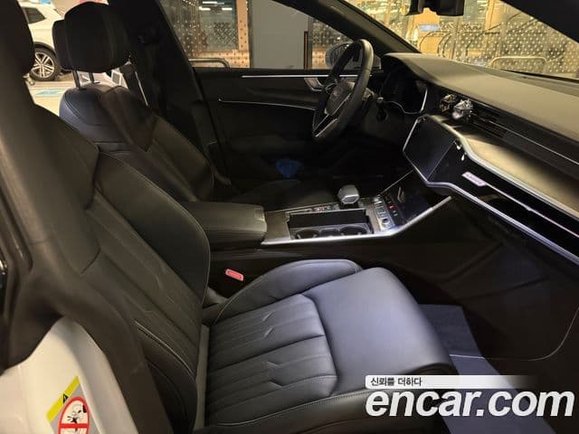 Audi A7 2020 — Şəkil 8/16