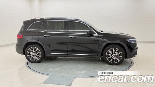 Mercedes-Benz EQB 2025 — ფოტო 6/20