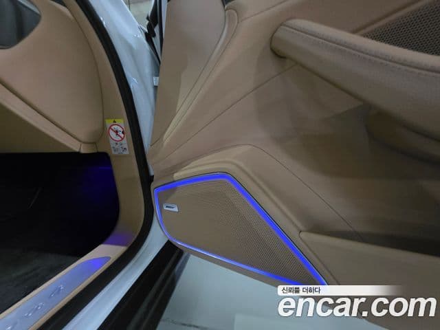 Porsche Panamera 2018 — Şəkil 6/18