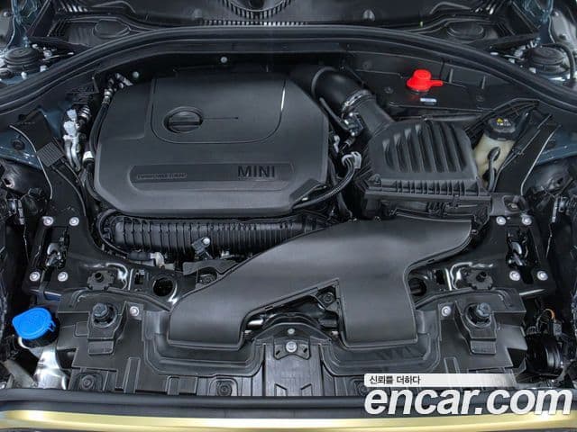 Mini Cooper S Clubman 2024 — ფოტო 5/19