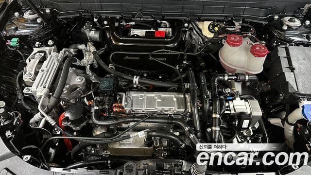 Mercedes-Benz EQB 2025 — ფოტო 19/20
