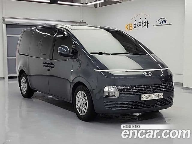 Hyundai Staria 2021 — ფოტო 4/20