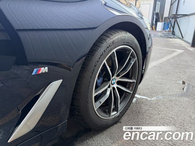 BMW 5 Series 2023 — ფოტო 12/16