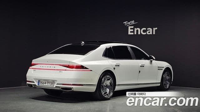 Genesis G90 2022 — ფოტო 1/20