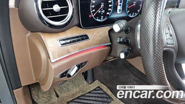 Mercedes-Benz E-Class 2018 — фото 20 из 20
