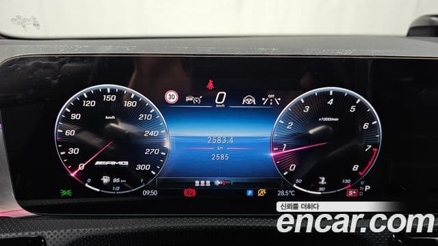 Mercedes-Benz CLA-Class 2025 — Фото 8/20